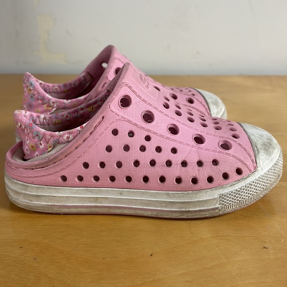 Skechers girls pink slip-on shoes size 7 - Picture 4 of 7